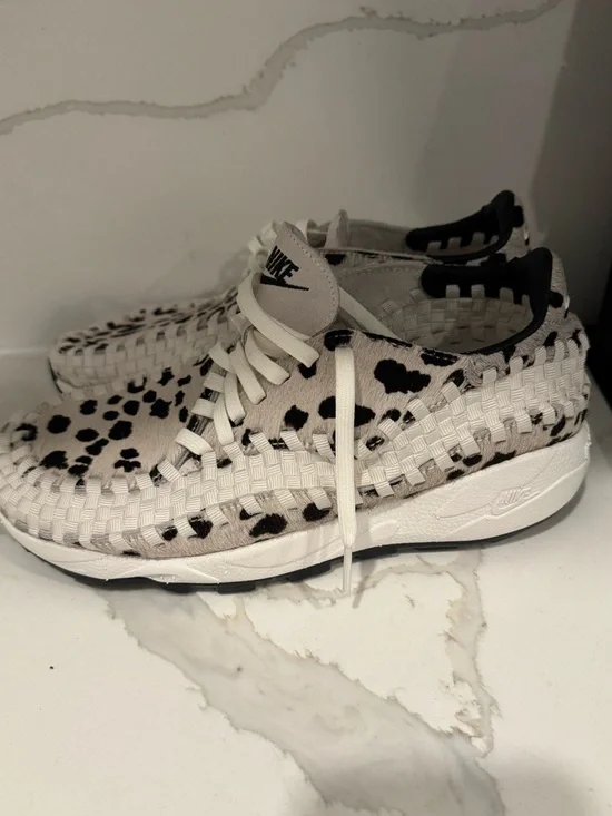 Nike Air Footscape Woven in White Cow running shoes sneakera street print 42/10 - Picture 5 of 7